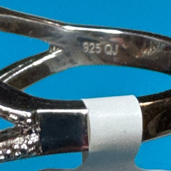 Sterling Silver, Amethyst, and Topaz Ring. Size 7. NWT. - Picture 6 of 7